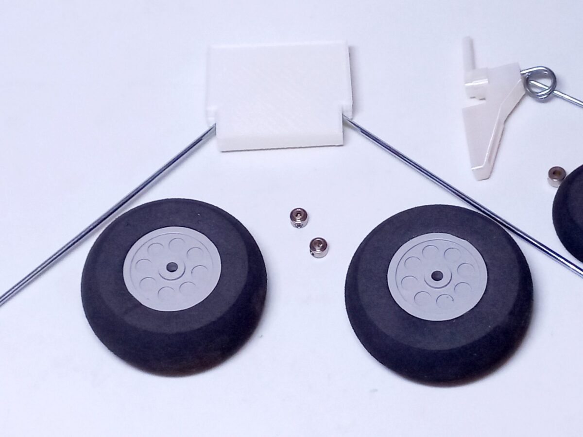 Tricycle Wire Landing Gear with Tail Wheel Made In India (2mm wire Thickness) - Image 1