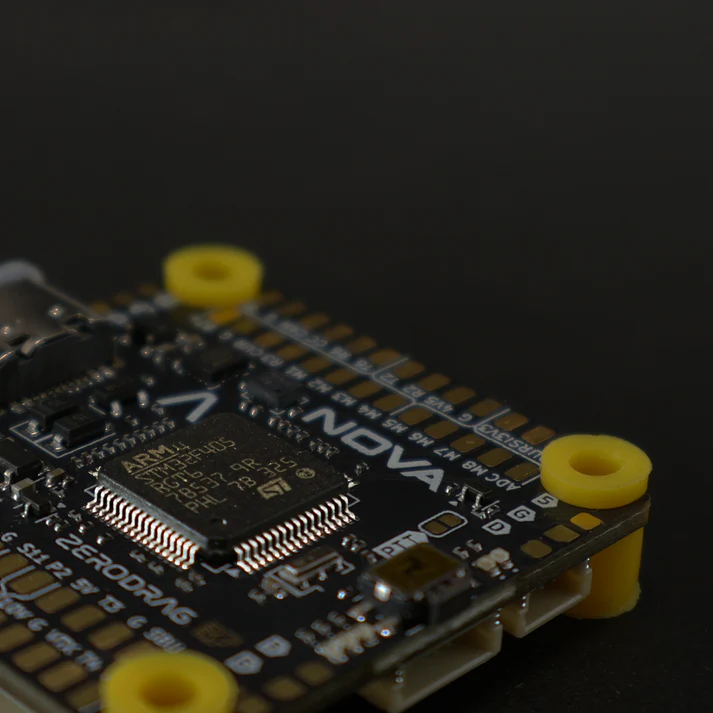 Zerodrag DroneAdda Nexus1 ELRS Aurora Race x Catalyst Racewire LED LEDs Pelican ESC Swift VTX Nexus Boost LOC8 Flight Controller Warp Boost Stack F7 Stack AM32 4 in 1 ESC Nova F4 6 1
